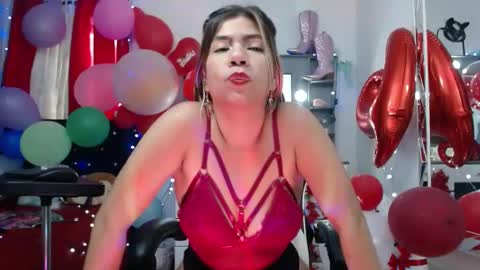 Snapshot of hot_sexy_bunny chatting on 02-12-25, 03:49 hot sexy bunny online show from 02-12-25, 03:49