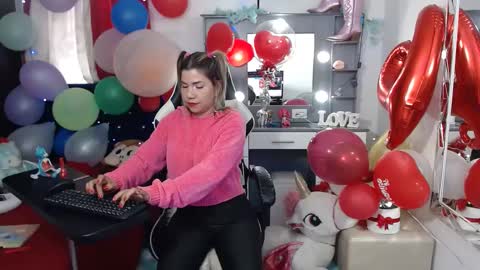 Snapshot of hot_sexy_bunny chatting on 02-17-25, 09:19 hot sexy bunny online show from 02-17-25, 09:19