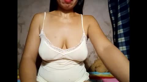 hot_warrios247 online show from 02-25-25, 08:25