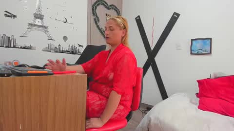 hotandfierylatinos online show from 12-26-24, 06:12