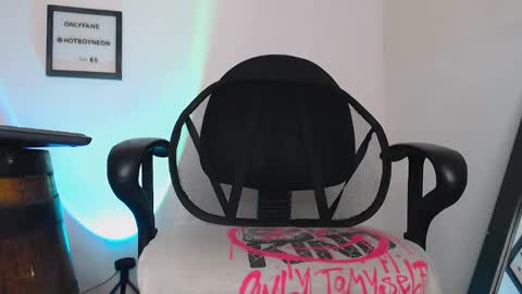 Alex Neon online show from 12-21-24, 06:23