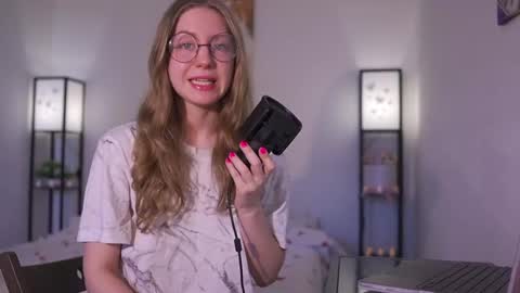 NICK AND NORA online show from 02-20-25, 09:44