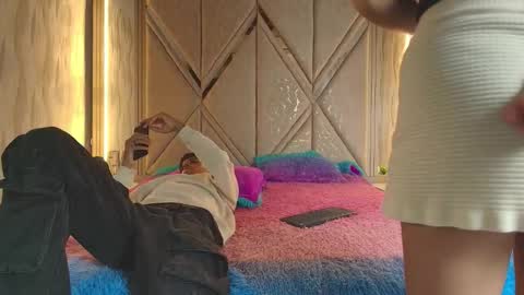 Snapshot of hotcouple_222 chatting on 02-23-26, 07:28 hotcouple_222 online show from 02-23-26, 07:28