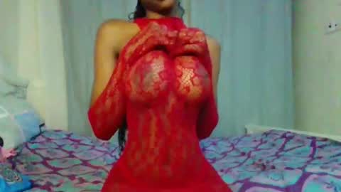 Snapshot of hotfalling706077 chatting on 12-29-24, 02:06 hotfalling706077 online show from 12-29-24, 02:06