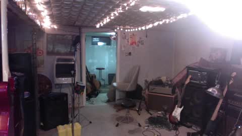 Snapshot of hotforteacher1977 chatting on 12-06-24, 02:17 Smoochface online show from 12-06-24, 02:17