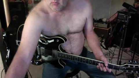 Snapshot of hotforteacher1977 chatting on 12-16-24, 08:20 Smoochface online show from 12-16-24, 08:20