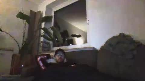 Snapshot of hotguitarplayernaked chatting on 12-25-24, 08:28 hotguitarplayernaked online show from 12-25-24, 08:28