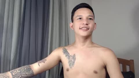 Snapshot of hotguy0503 chatting on 10-14-25, 06:58 hotguy0503 online show from 10-14-25, 06:58
