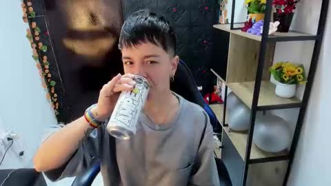 hannah online show from 04-10-26, 03:01