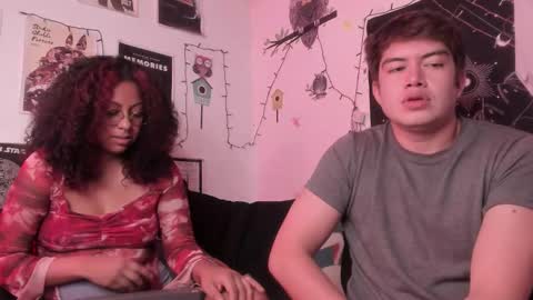 Snapshot of hothoneychile chatting on 10-29-25, 10:55 Sam and Nico online show from 10-29-25, 10:55