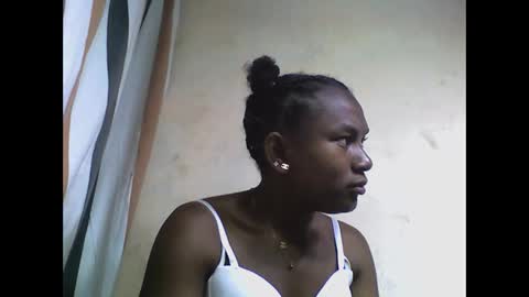 veronique online show from 10-10-25, 08:13