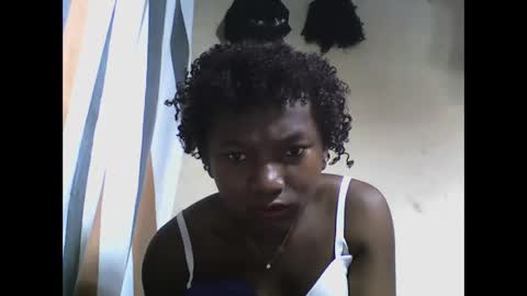 veronique online show from 10-11-25, 04:44