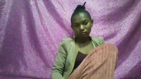 veronique online show from 10-30-25, 01:51