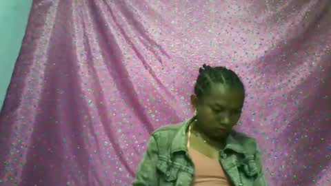 veronique online show from 11-21-25, 02:21