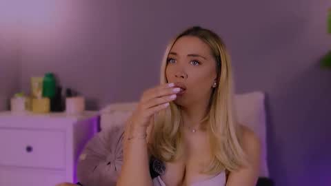 Maria online show from 12-03-25, 07:27