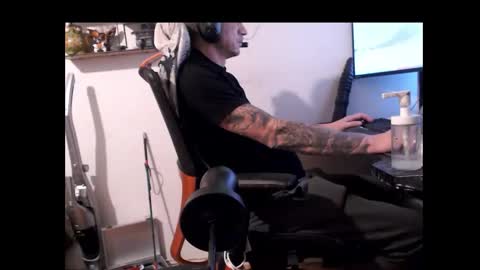 Snapshot of hotkinkytat chatting on 12-09-24, 01:13 hotkinkytat online show from 12-09-24, 01:13