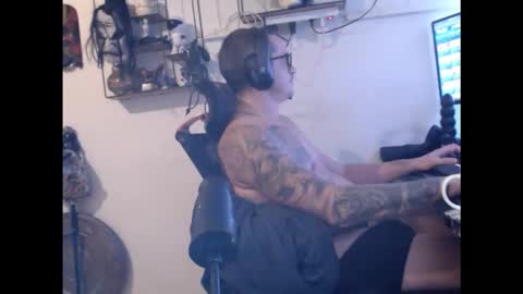 Snapshot of hotkinkytat chatting on 02-22-26, 09:52 hotkinkytat online show from 02-22-26, 09:52