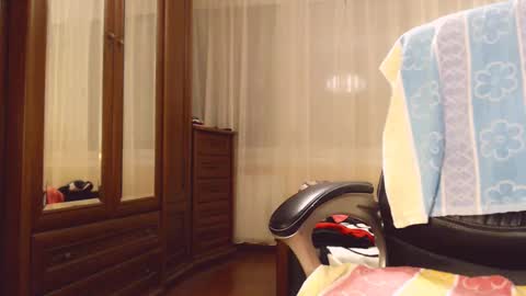 Angela online show from 12-06-24, 09:35