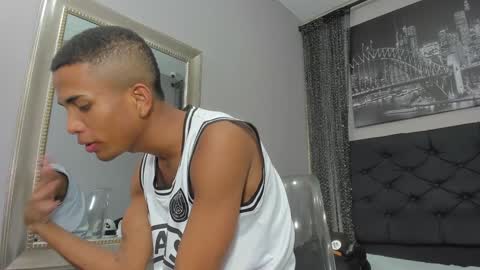 Snapshot of hotkoljeixxx chatting on 01-28-25, 02:32 Hotkoljei online show from 01-28-25, 02:32