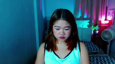 Snapshot of hotlayla_ chatting on 01-27-25, 11:54 Layla online show from 01-27-25, 11:54