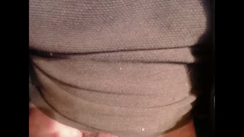 Snapshot of hotlux_54 chatting on 12-27-24, 06:20 hotlux_54 online show from 12-27-24, 06:20