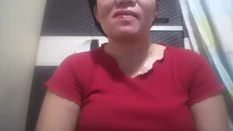 Snapshot of hotmatureladyxxx chatting on 12-16-25, 11:10 hotmatureladyxxx online show from 12-16-25, 11:10