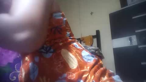 Snapshot of hotmatureladyxxx chatting on 02-13-26, 11:01 hotmatureladyxxx online show from 02-13-26, 11:01