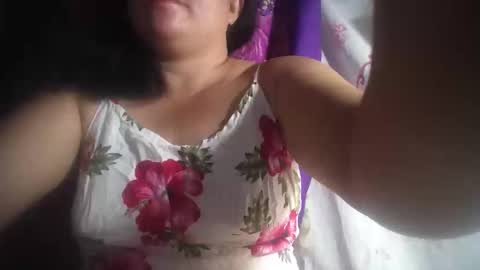 Snapshot of hotmatureladyxxx chatting on 04-09-26, 09:42 hotmatureladyxxx online show from 04-09-26, 09:42