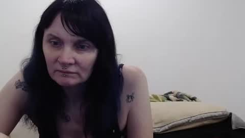 hotmodel1984 online show from 01-12-26, 02:17