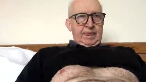Snapshot of hotmuff99 chatting on 02-15-25, 09:38 hotmuff99 online show from 02-15-25, 09:38