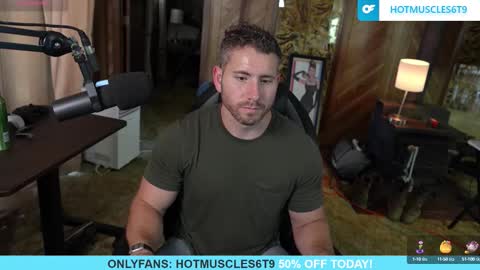 hotmuscles6t9 online show from 10-14-25, 08:20