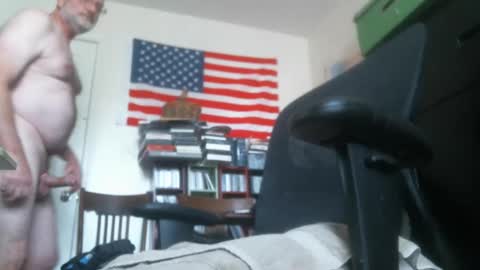 Carl Not really  online show from 10-26-25, 01:50