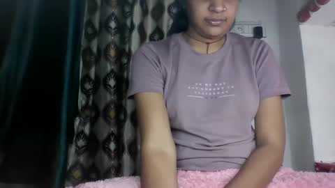 Snapshot of hotnsweetindian chatting on 01-09-25, 12:30 lola online show from 01-09-25, 12:30