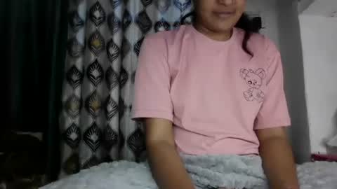Snapshot of hotnsweetindian chatting on 02-20-25, 11:53 lola online show from 02-20-25, 11:53