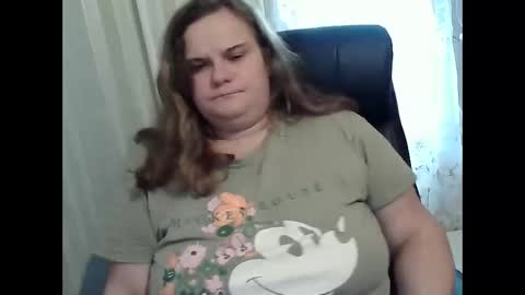 Snapshot of hotpanthers chatting on 10-11-25, 09:41 hotpanthers online show from 10-11-25, 09:41