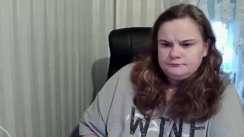 Snapshot of hotpanthers chatting on 10-23-25, 08:02 hotpanthers online show from 10-23-25, 08:02