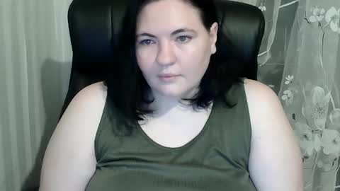 Snapshot of hotpanthers chatting on 10-23-25, 09:02 hotpanthers online show from 10-23-25, 09:02