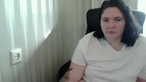 Snapshot of hotpanthers chatting on 10-30-25, 07:54 hotpanthers online show from 10-30-25, 07:54