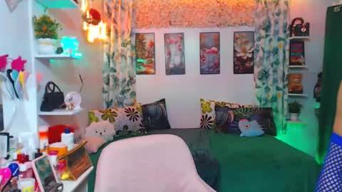 Snapshot of hotpinay_mira chatting on 12-04-25, 03:54 hotpinay_mira online show from 12-04-25, 03:54