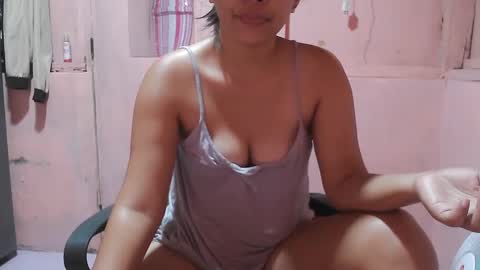 hotpink4u04 online show from 02-03-25, 02:58