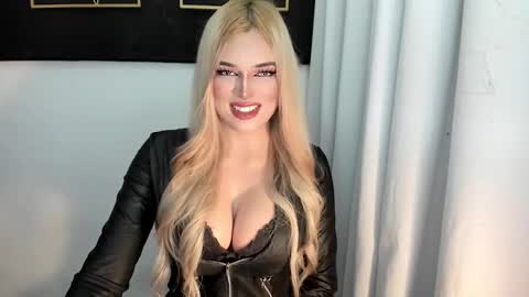 STELLA online show from 10-12-25, 09:36