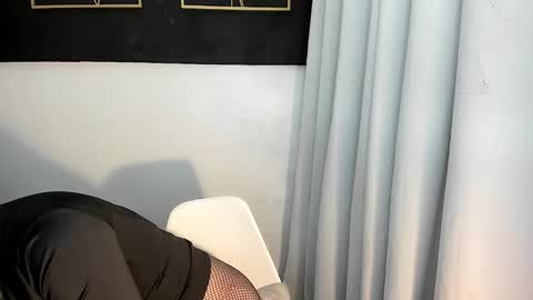 STELLA online show from 10-16-25, 08:21