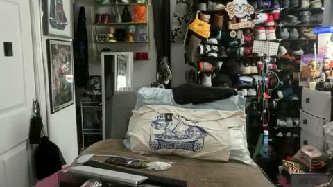 hotstuff775616 online show from 02-24-26, 03:37