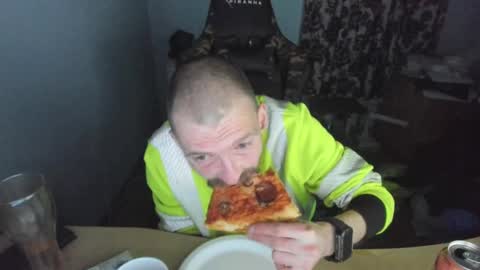 hot online show from 03-12-25, 06:22