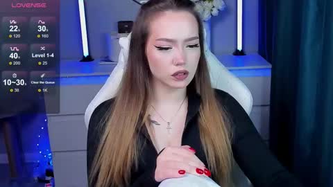 hello Im Eva online show from 11-09-25, 02:37