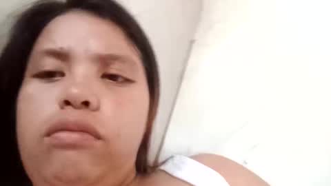 Snapshot of hottie_mommax chatting on 04-11-26, 04:06 Angel online show from 04-11-26, 04:06