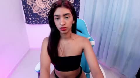 Veronica independent model online show from 03-01-25, 12:23