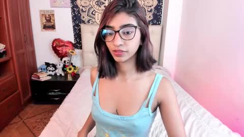 Veronica independent model online show from 10-08-25, 11:02