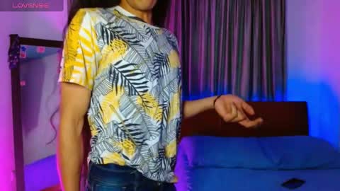 Snapshot of hottieboycrazy chatting on 01-29-25, 10:16 stiven online show from 01-29-25, 10:16