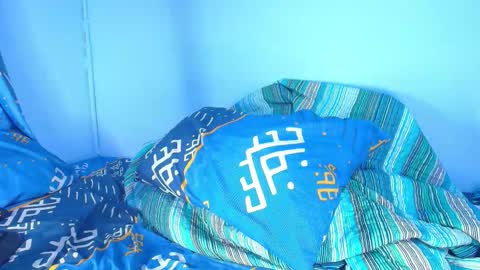 independent Model online show from 10-17-25, 01:53